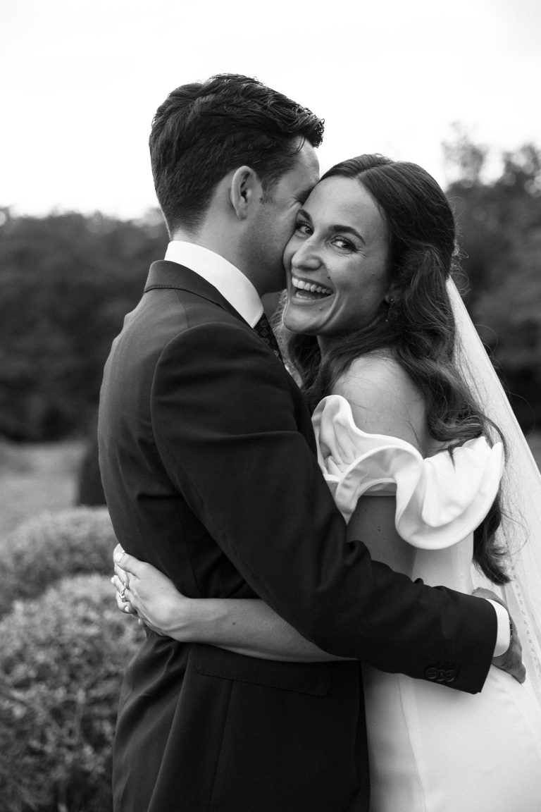 foto de pareja de boda en la Roureda, Barcelona.